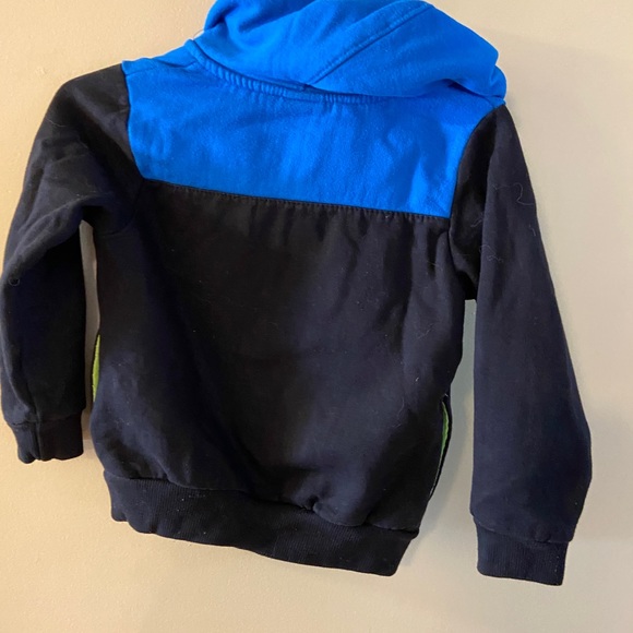 Puma black zippered hoodie size 4 - Picture 5 of 6